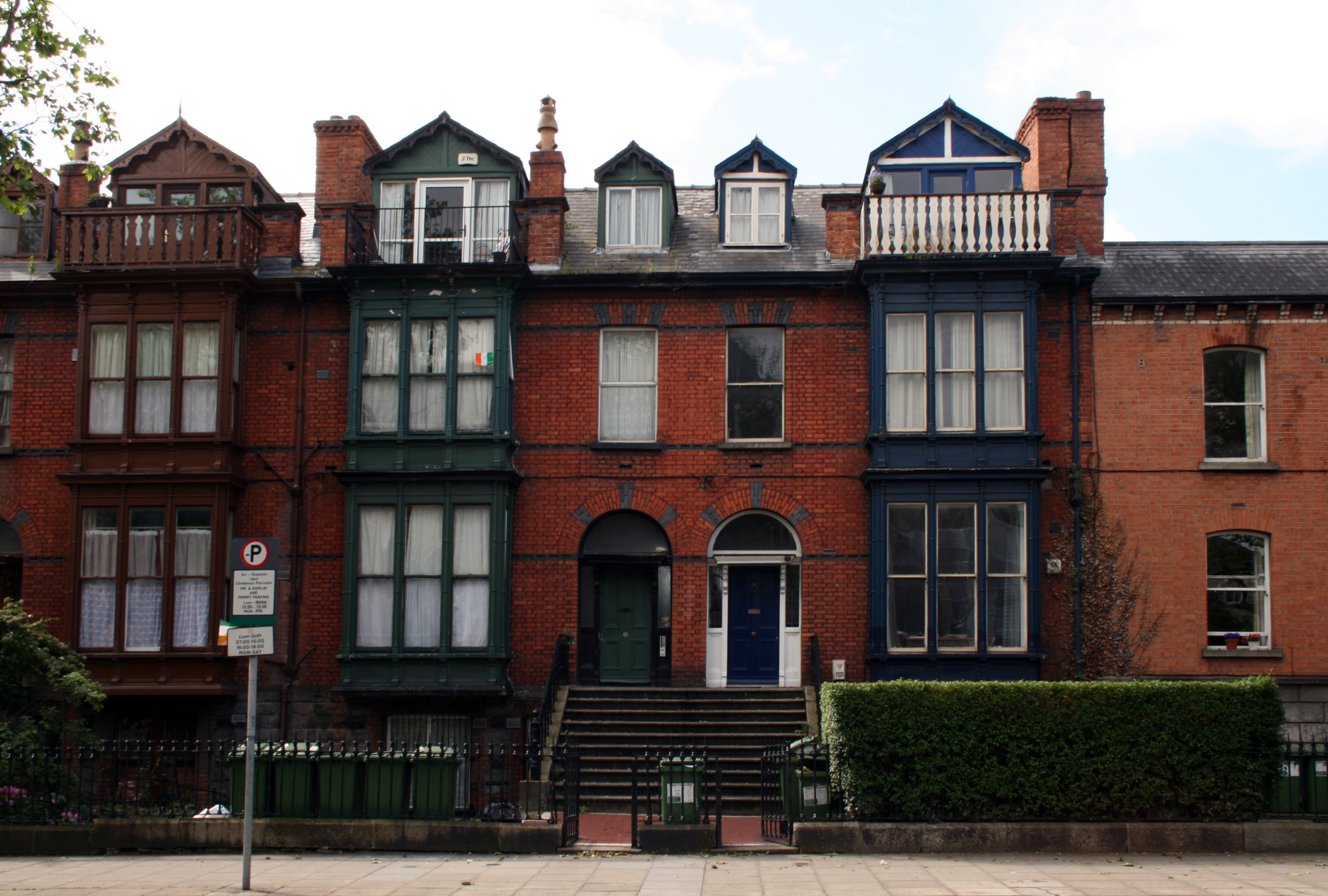 Oriel windows, 1720 Harrington Street, Dublin 2 Built Dublin