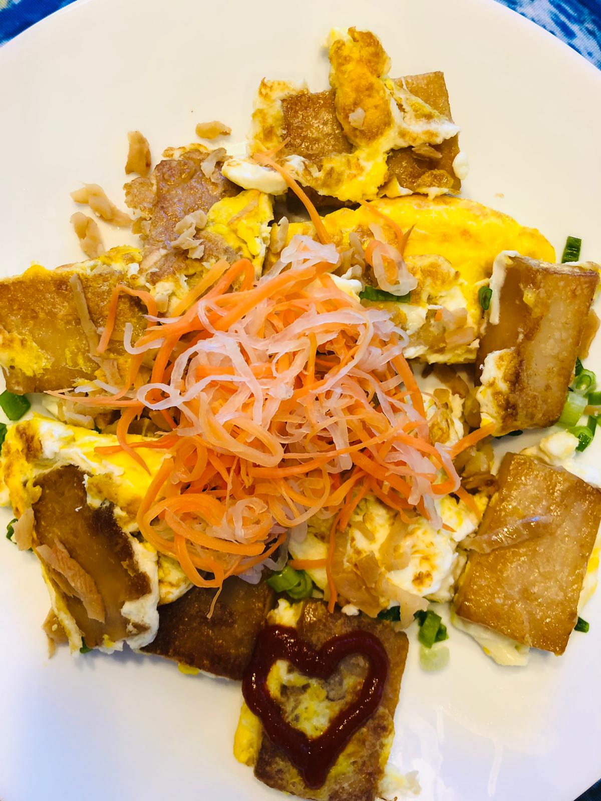 HOUSE SPECIAL RICE CAKE (Bột Chiên) BuiPham