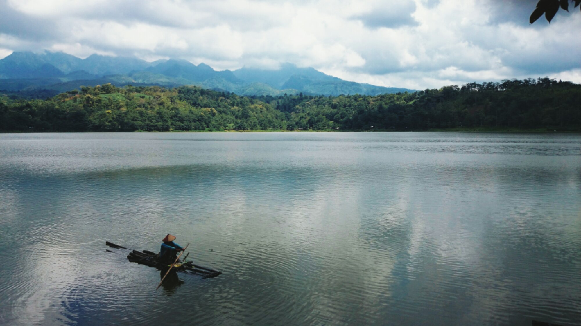 No sensor (uut selly & kociet) digituin sampe basah. Gunung Rowo dalam refleksi alam | Bukanrastaman