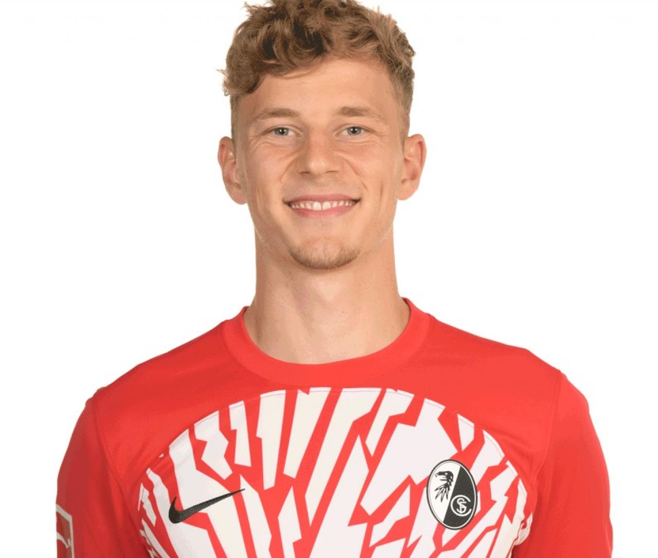 Freiburg confirm Keitel departure amid Stuttgart links