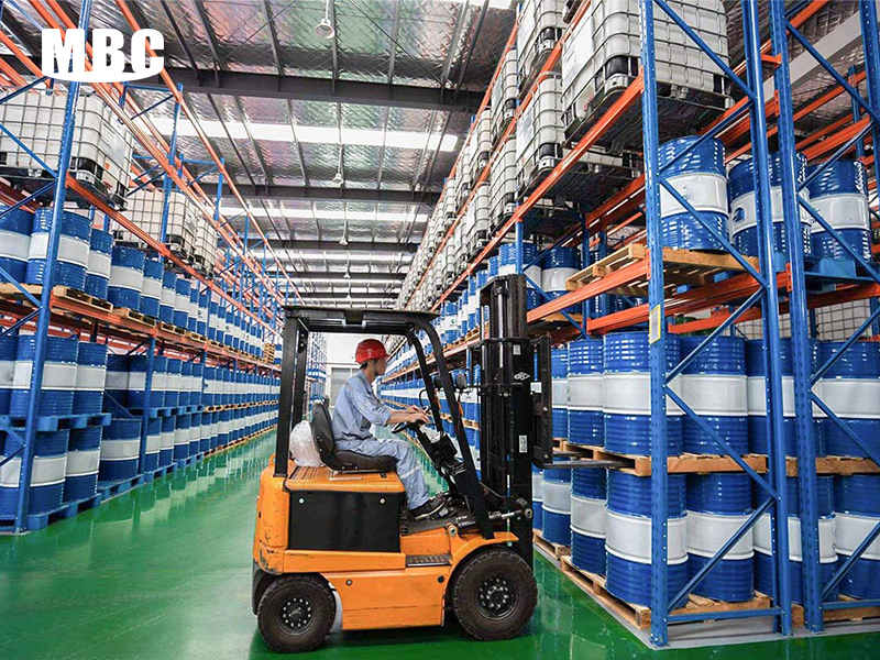 Optimize Warehouse Space with HeavyDuty Racks for Oil Drum Storage