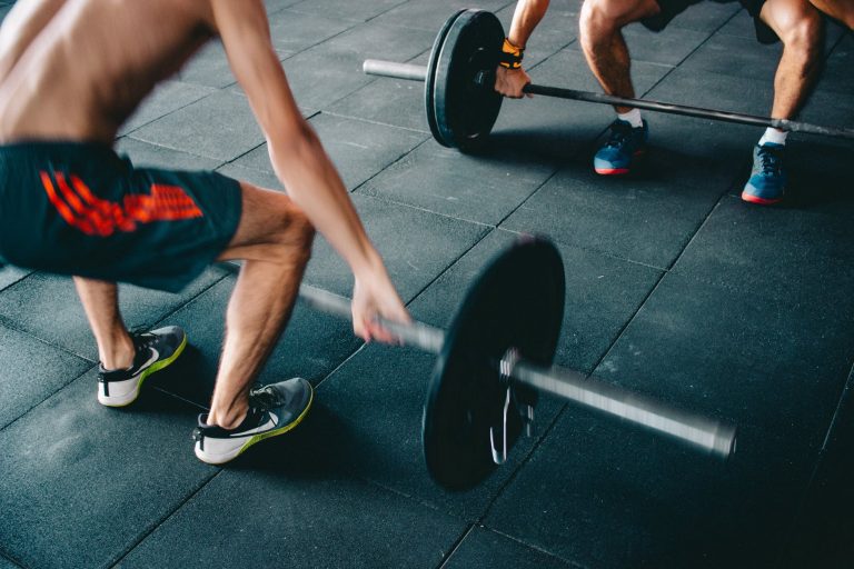 Does Lifting Weights Stunt Growth? Myth Or Fact?