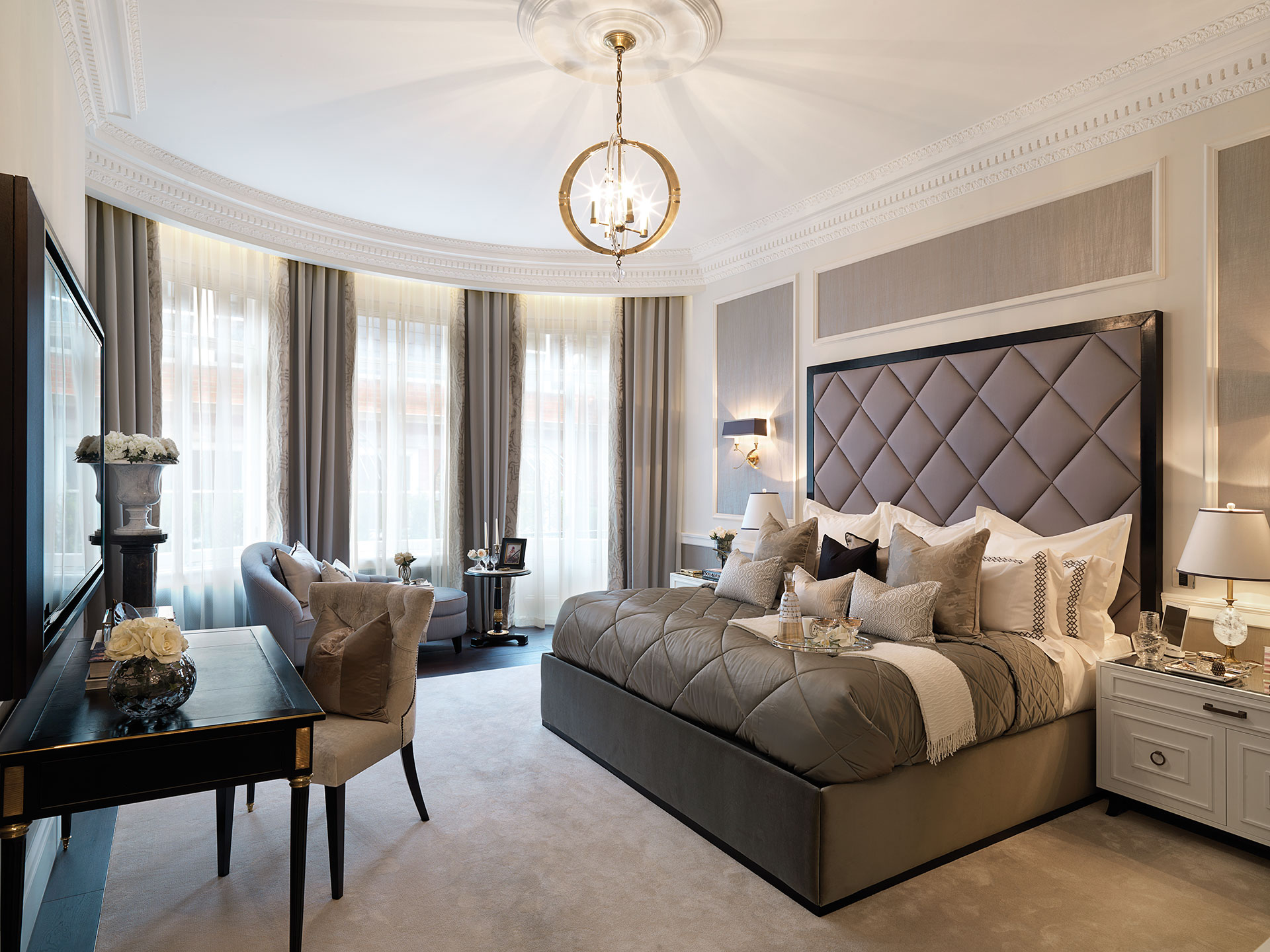 Cadogan Square Bulmos