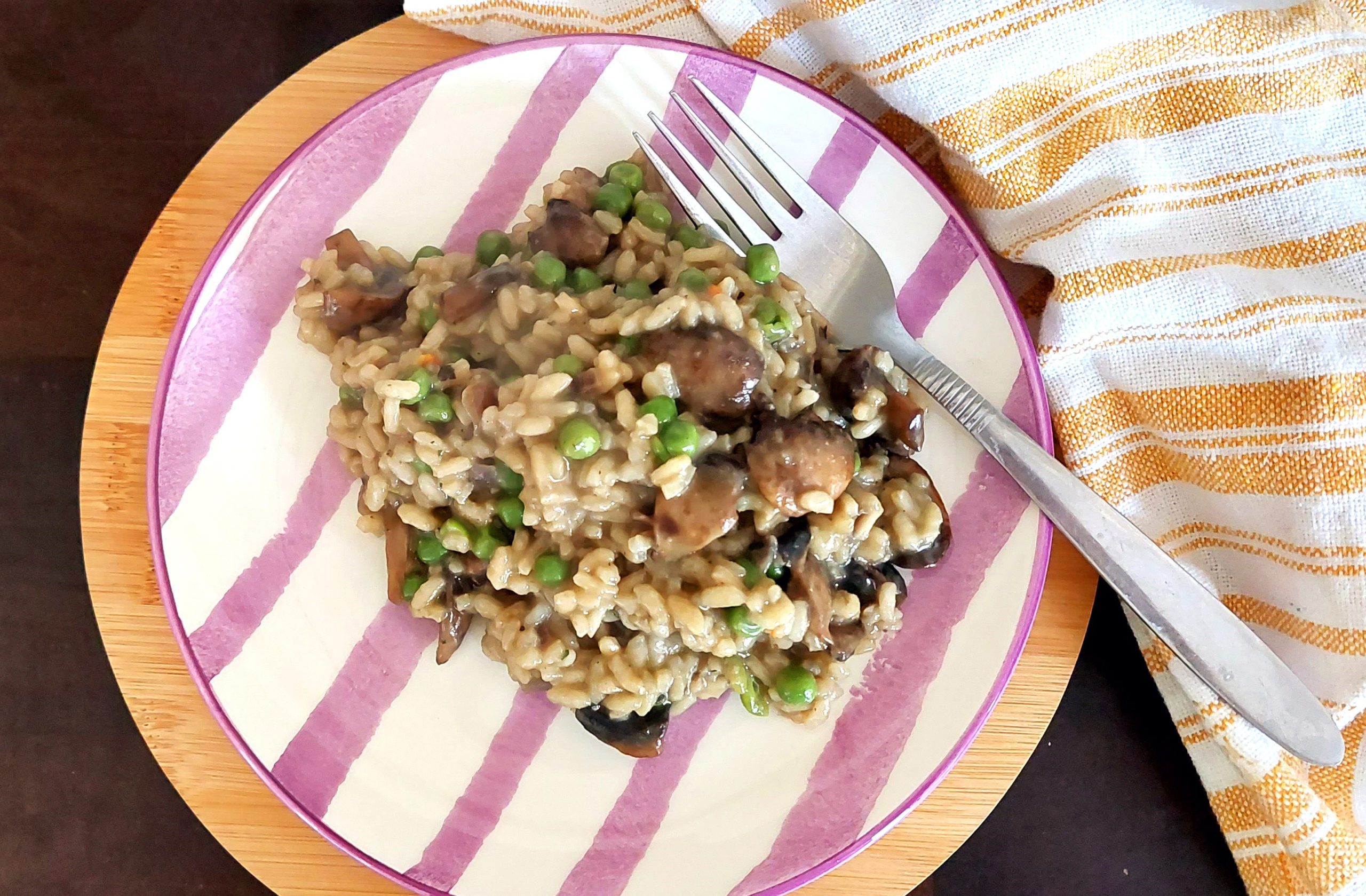 Easy Vegan Mushroom & Pea Risotto One pot for all
