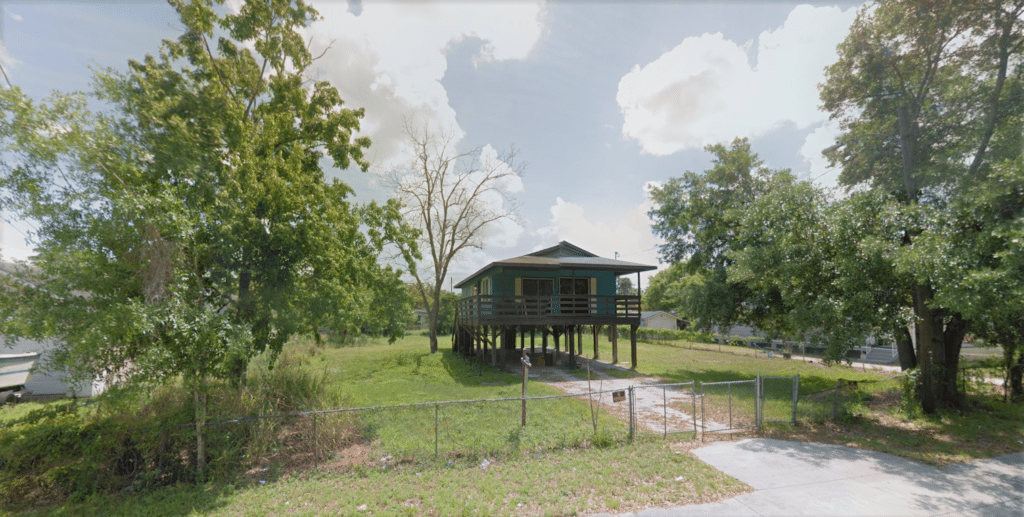 Holden Heights stilt house for sale for 70,000 Bungalower