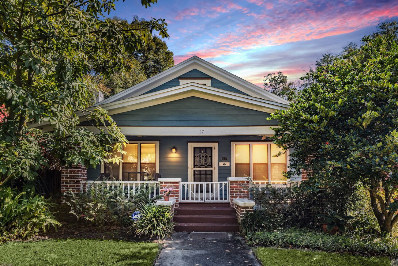 House of the Day Lake Lawsona bungalow asks 549,000 Bungalower