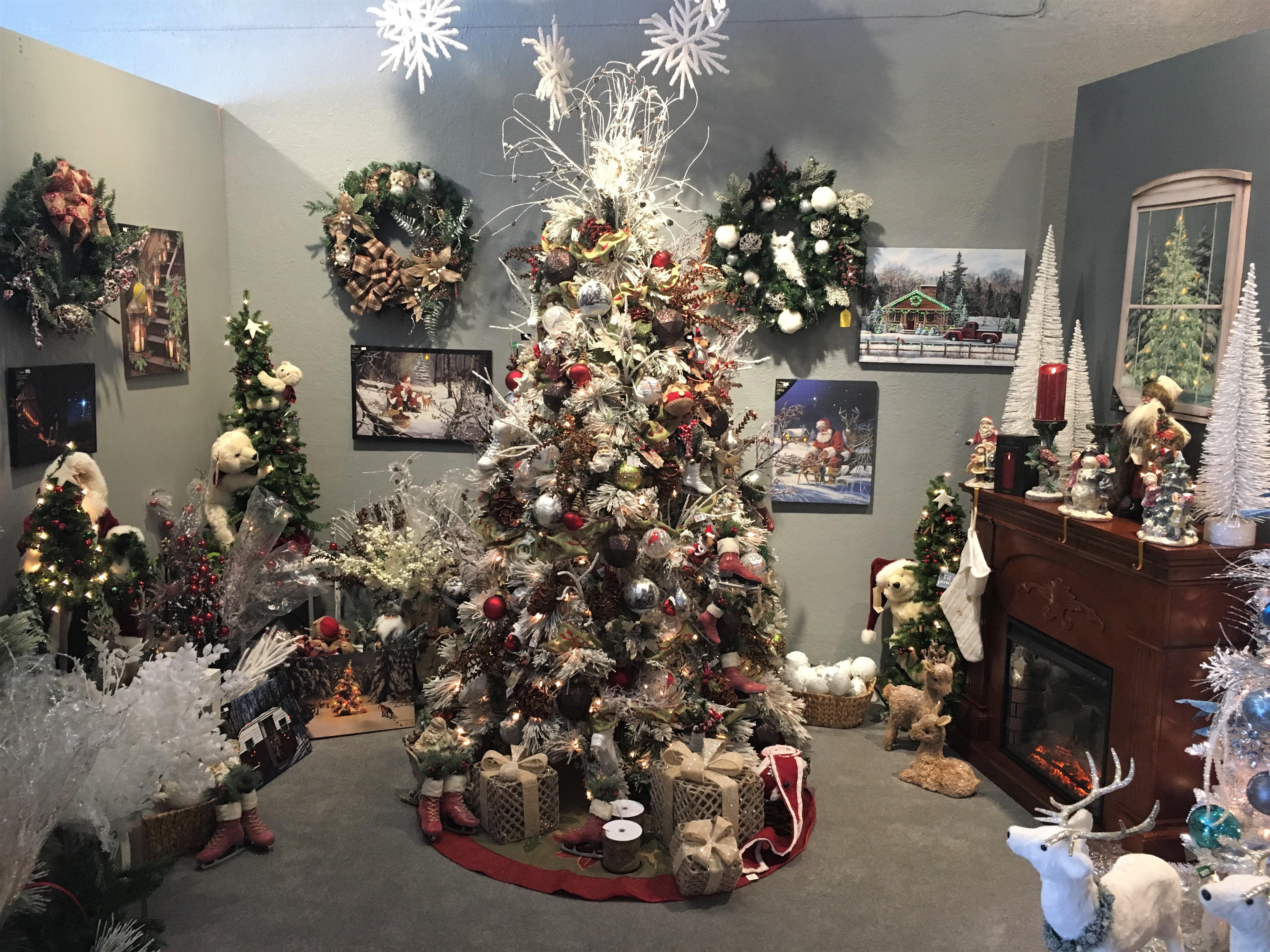 New holiday popup shop opens in College Park Bungalower