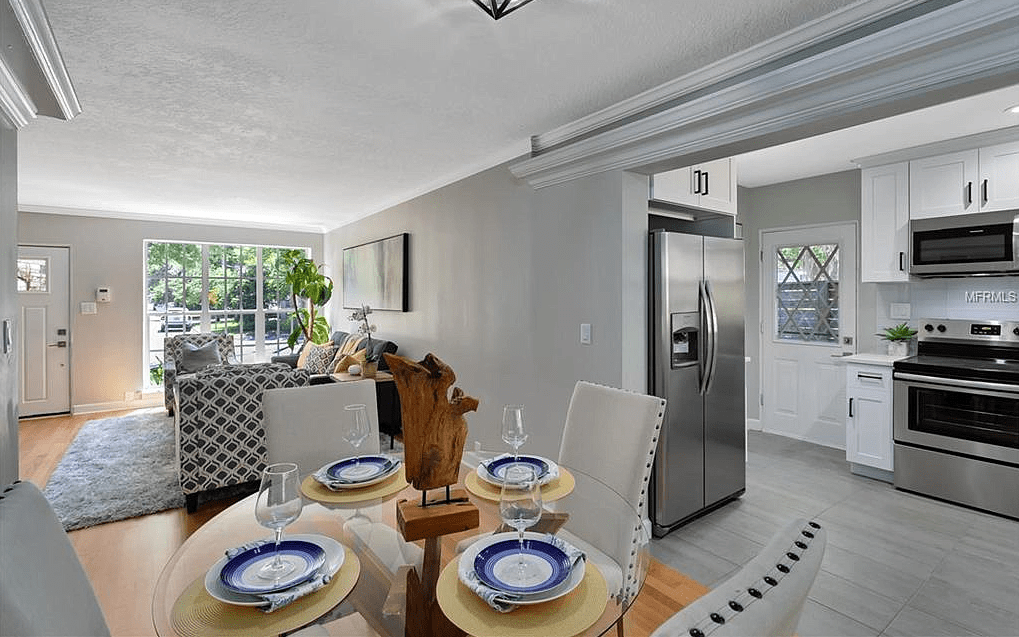 House of the Day Renovated 2/1 in Delaney Park wants 299,800 Bungalower