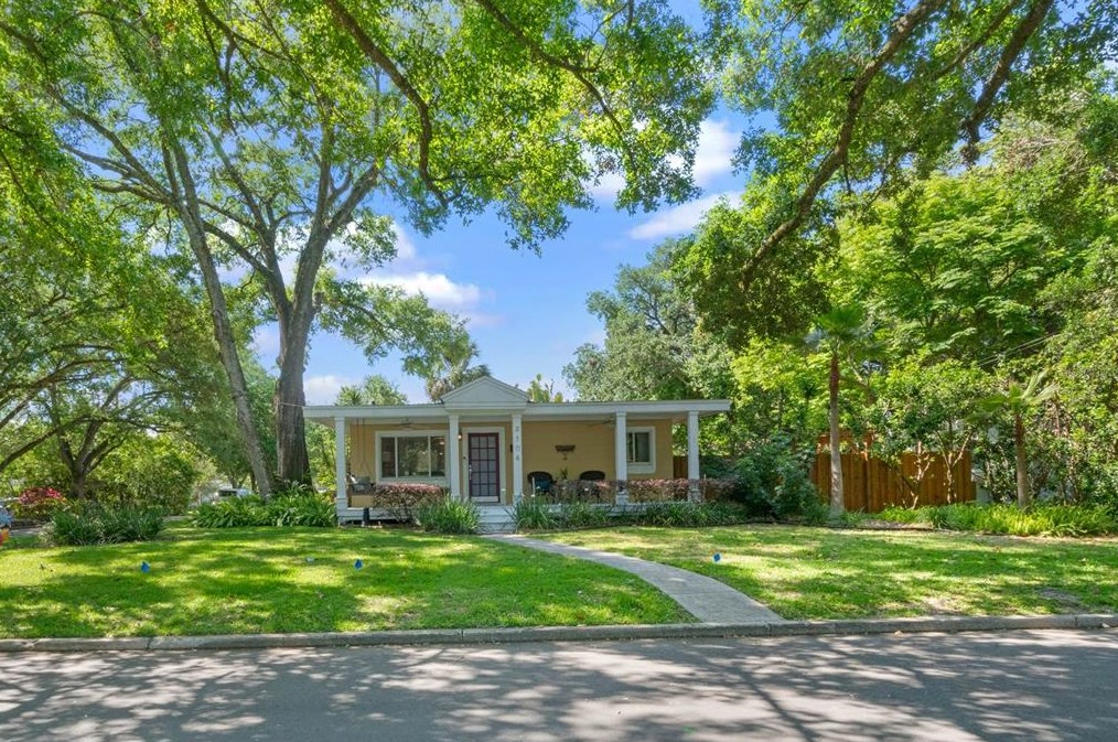 House of the Day 3/2 Audubon Park home asking 475,000 Bungalower