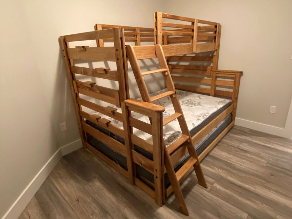 Single XL Top / Queen Bottom with Single Trundle Bed Bunk Bed Shack