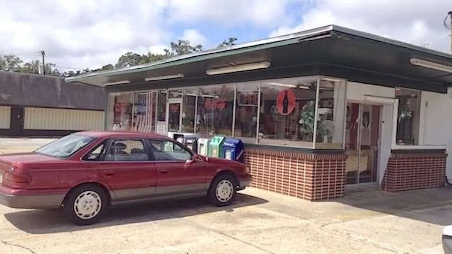 Dog Et Al in Tallahassee, Florida • The Burger Beast