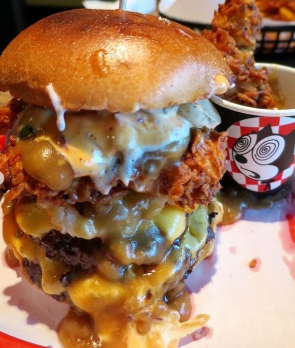 The ‘Buckets of Chicken’ Burger (Special) Almost Famous, GN BURGERMISH