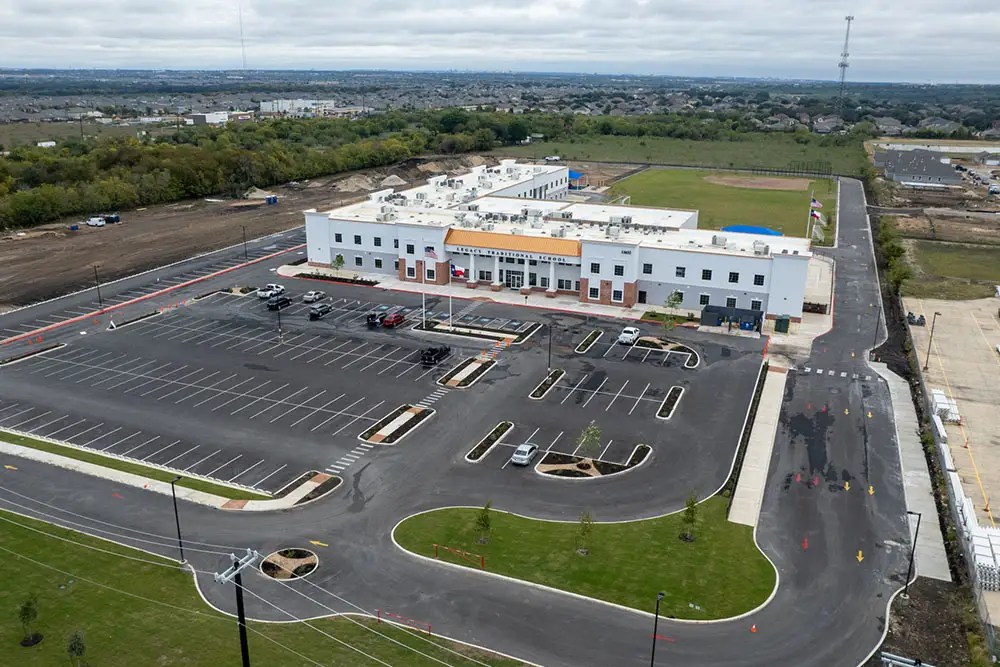 Legacy Traditional School Alamo Ranch Burke Construction Group