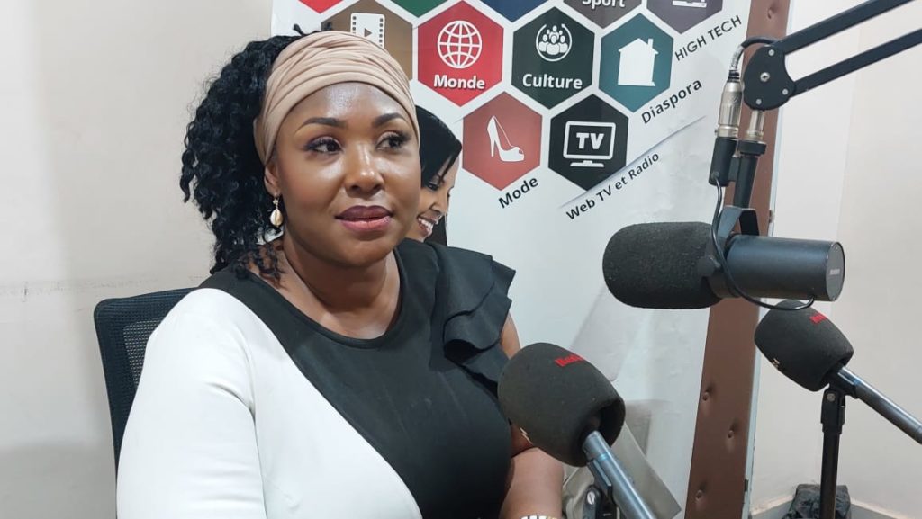 Ici Au Faso "Sira", l'héroïne, "la première fille" de la cinéaste