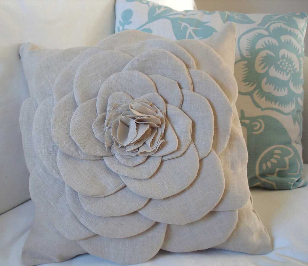 15+ Great Ideas for DIY Throw Pillows The Crafted Sparrow