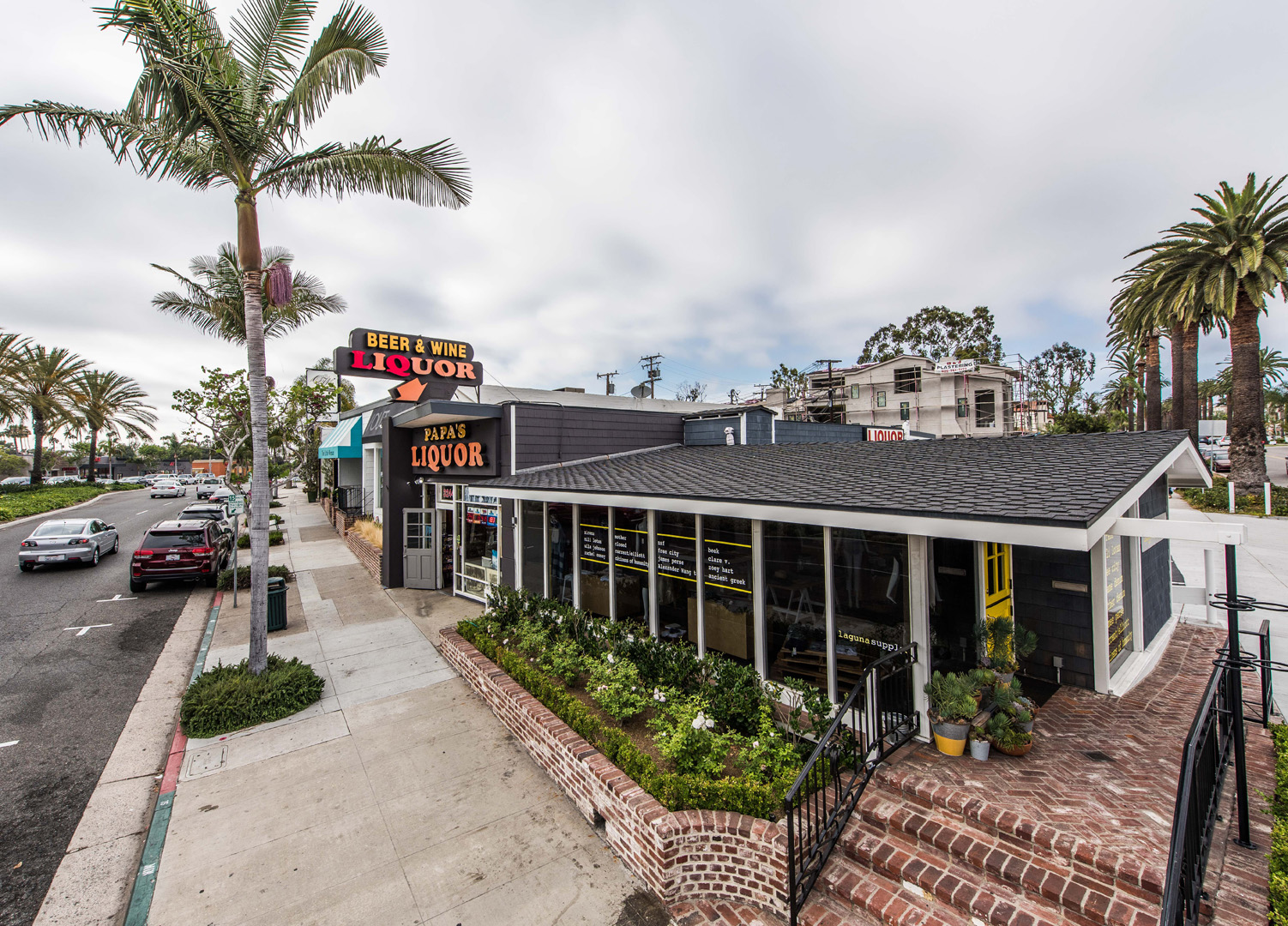 Corona Del Mar Village Shops BUE