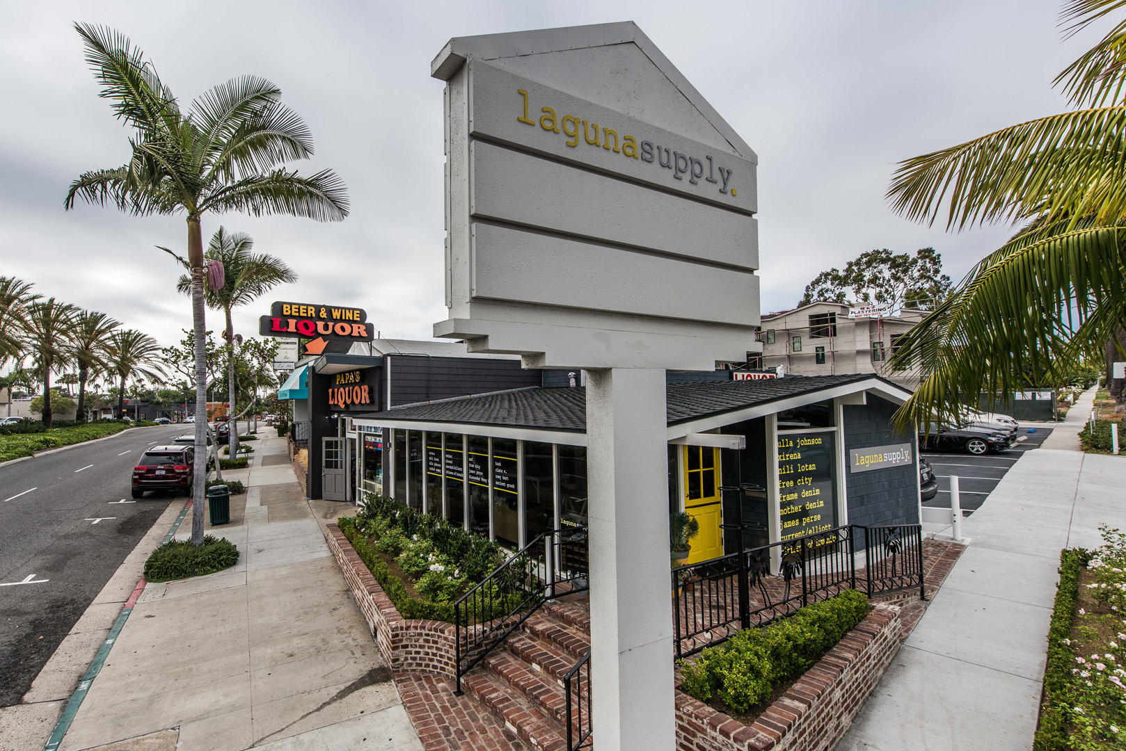 Corona Del Mar Village Shops BUE