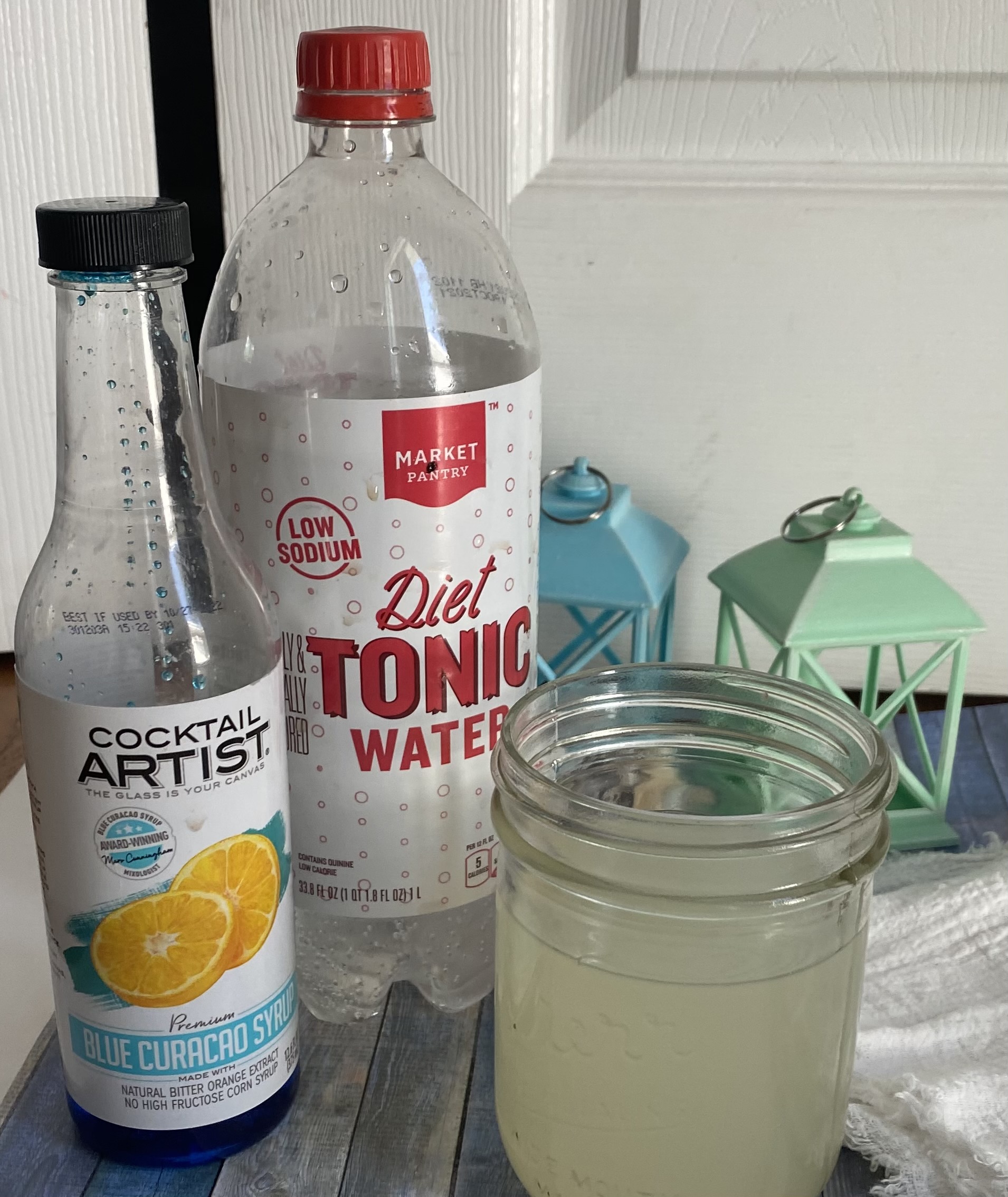 Blue Curacao Lemonade Burnt Apple