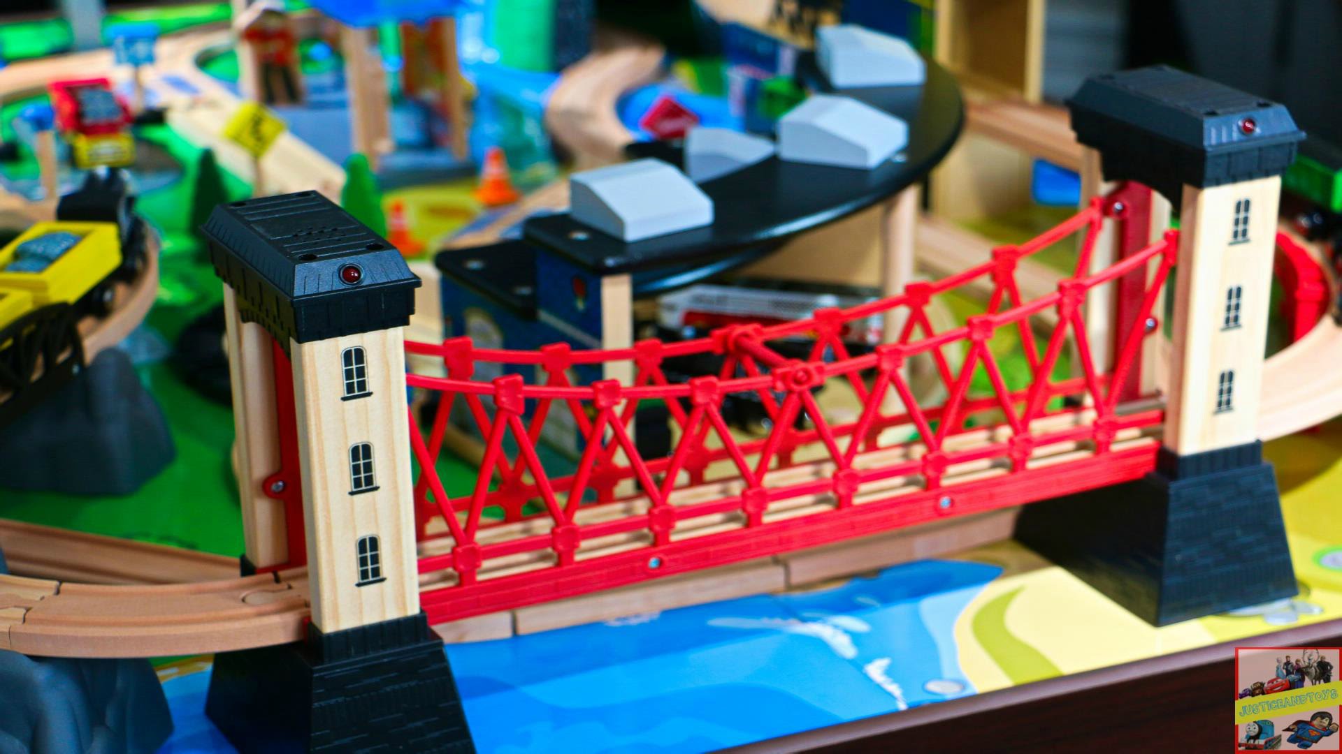 Product Review Imaginarium Mountain Rock Train Table Perfectly