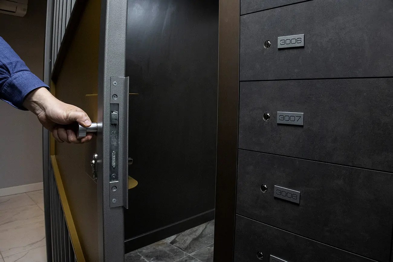 Vienna Safe Deposit Boxes Burton Security