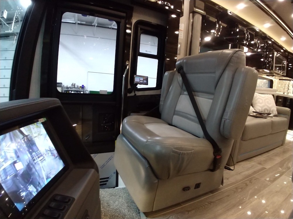 2020 Newmar King Aire 4531Triple Slide