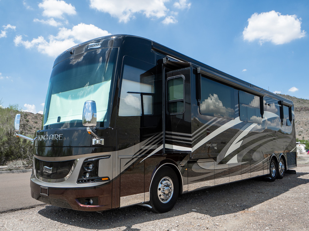 2020 Newmar King AireTriple Slide