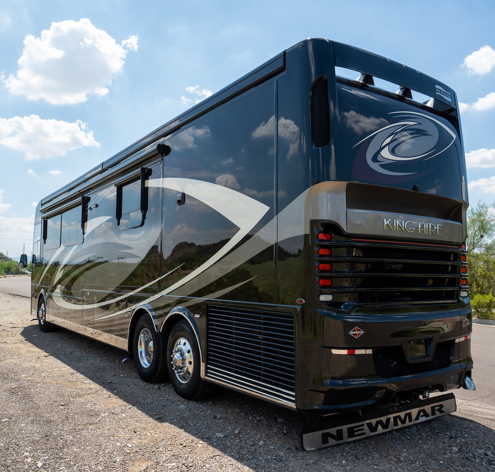 2020 Newmar King AireTriple Slide