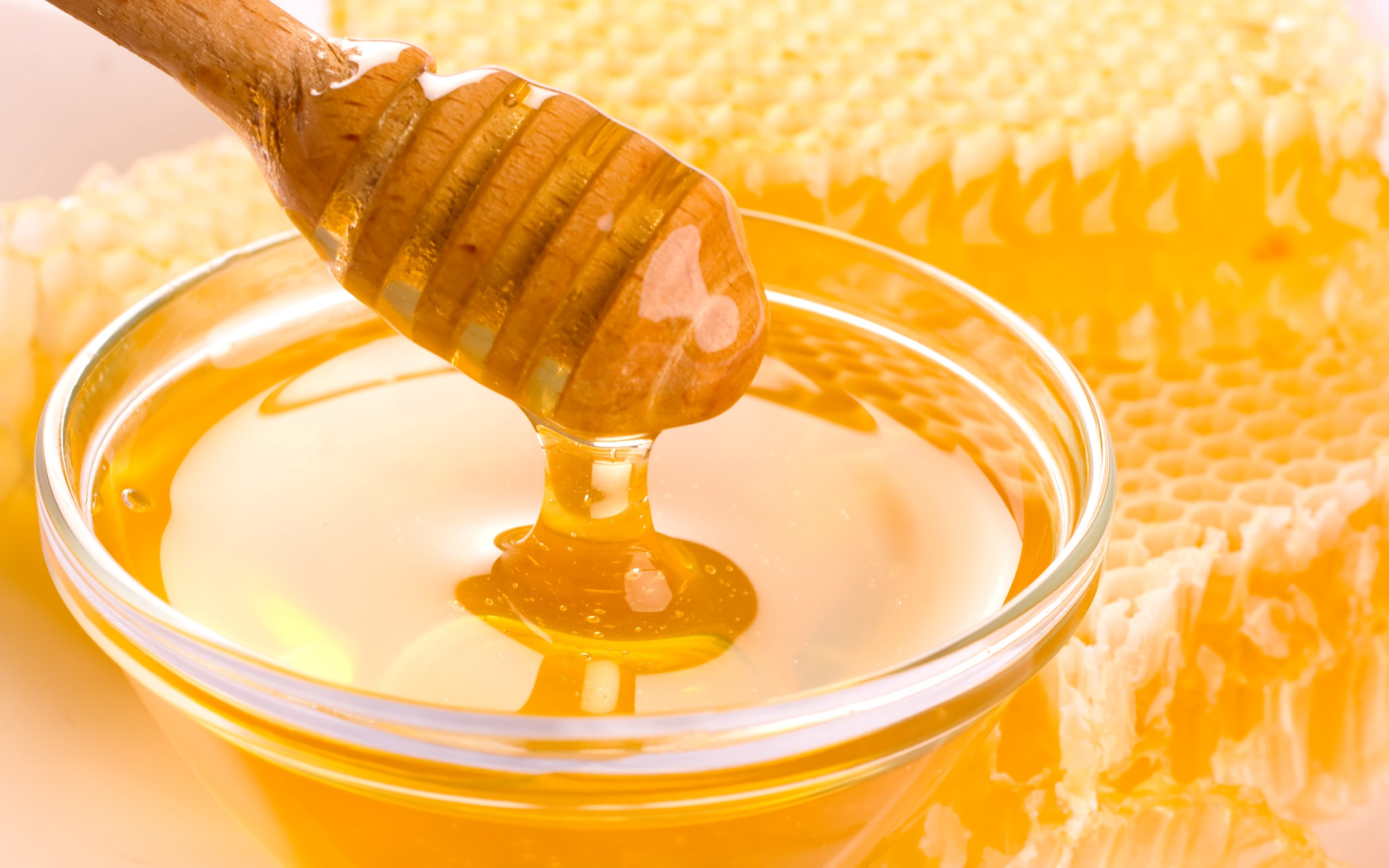 Romania comes first in EU based on honey production Business Review
