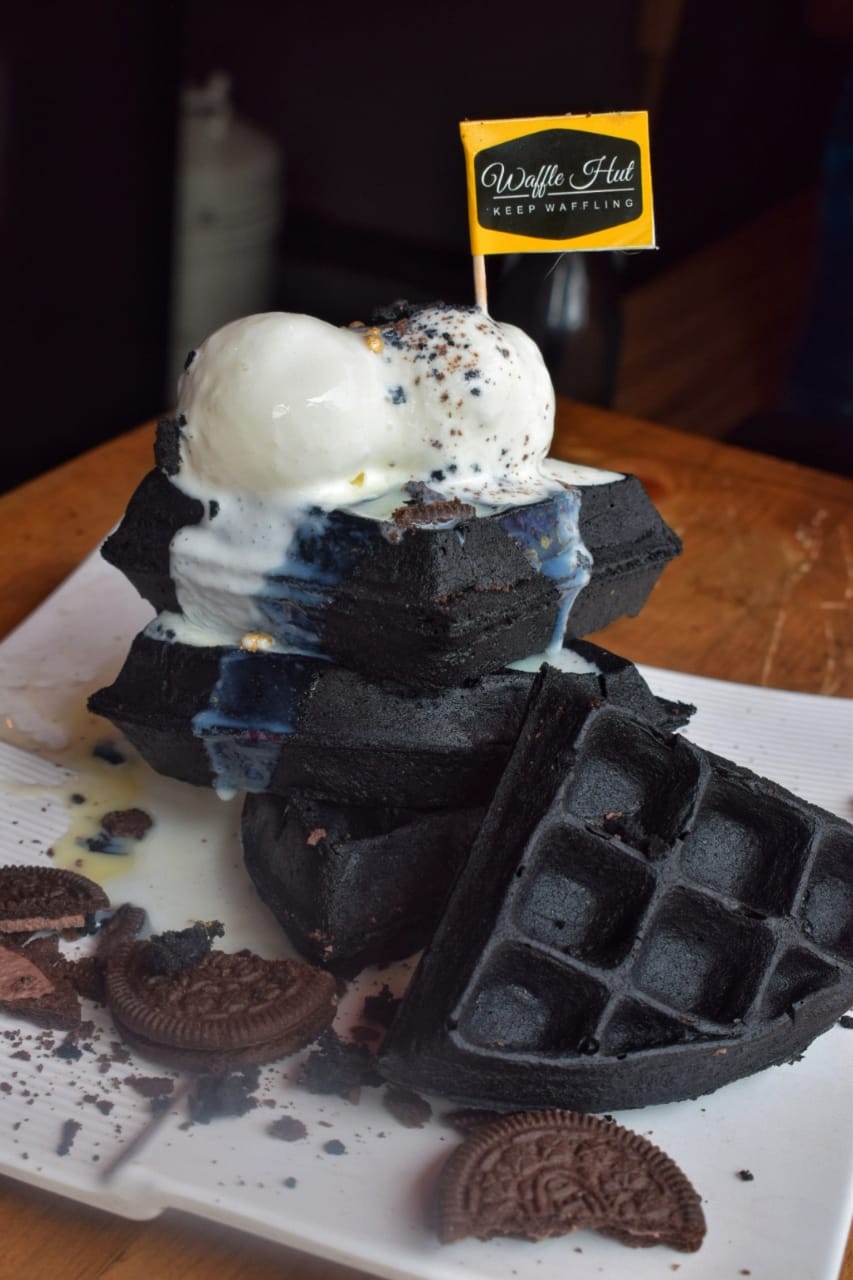 WAFFLE HUT Franchise Waffle Cafe Fast Food Cafe Franchise in India