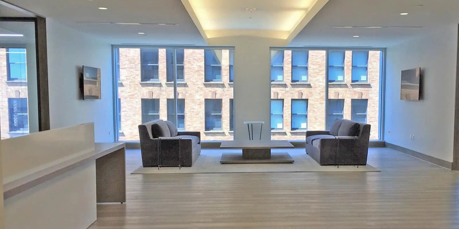 Cushman & Wakefield EGS Commercial Real Estate Business Interiors