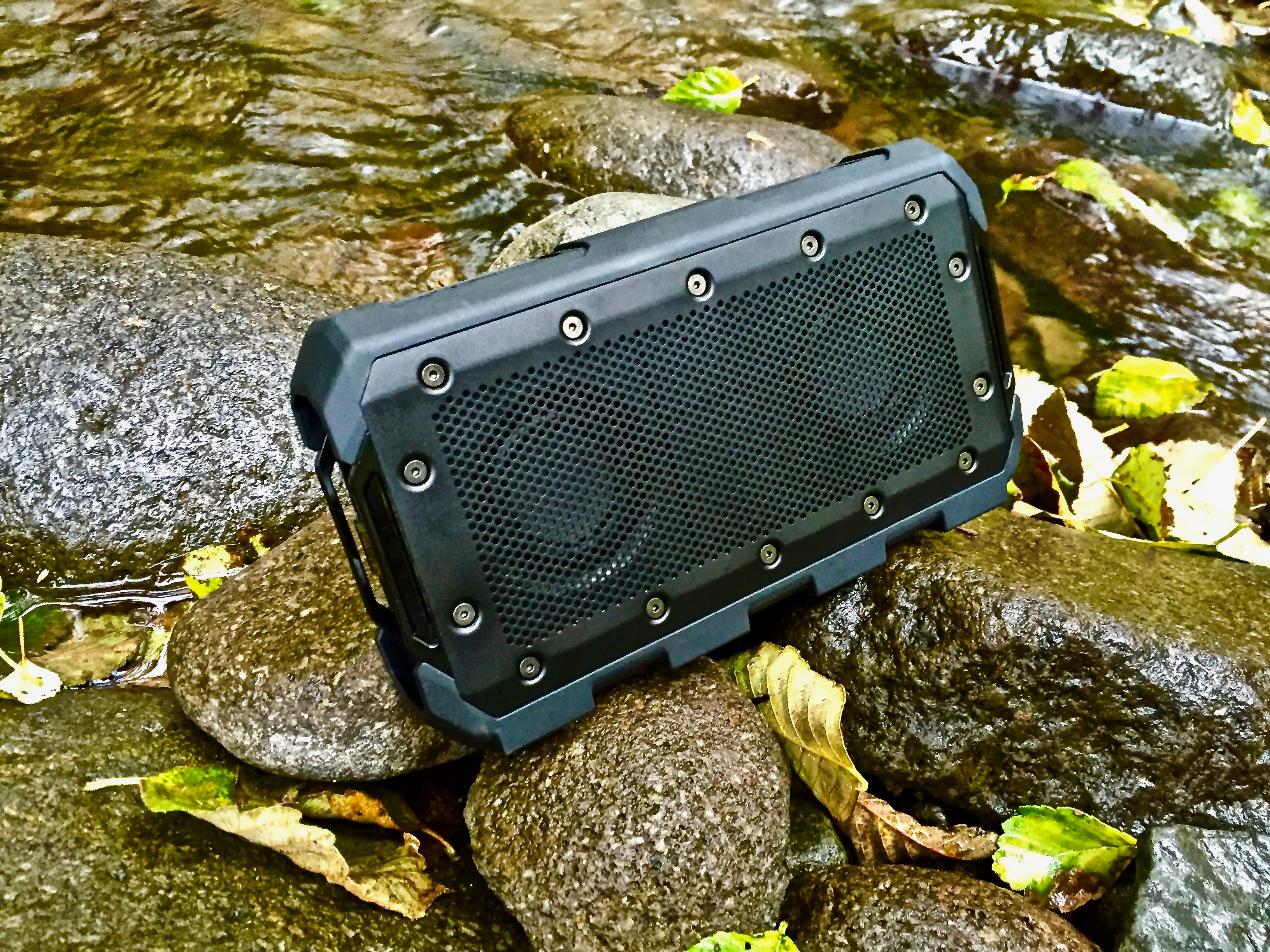 Braven BRVBLADE Tech Review Busted Wallet