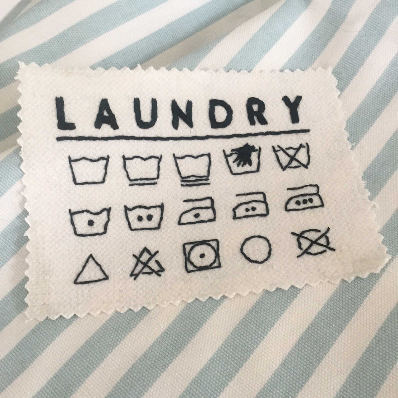 Laundry Bag Bustle & Sew