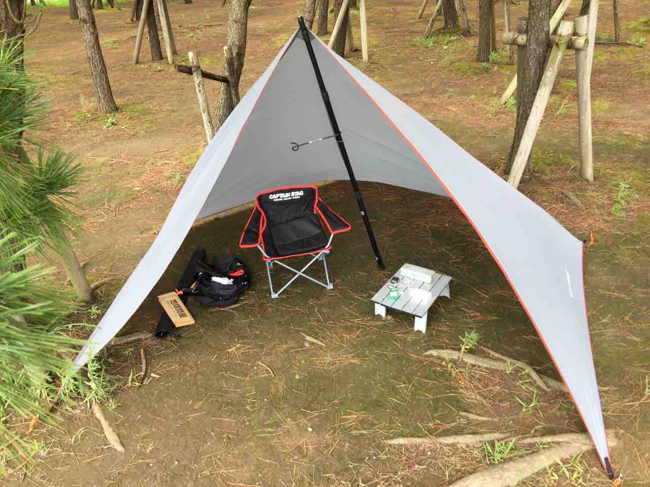 motomoタープ｜超軽量タープ ペンタシールドを張ってみたレビュー。張り方は簡単！ butabelog