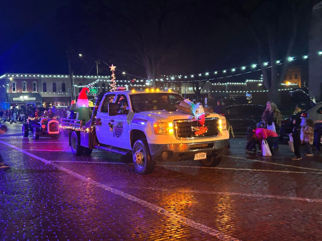 2023 Christmas Parade was a Hit! Butler, MO Chamber of Commerce
