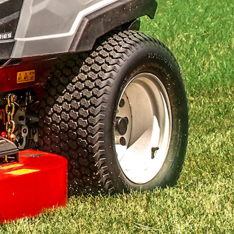 Exmark Radius E-Series with 24.5 HP* Exmark 708CC Engine and 48