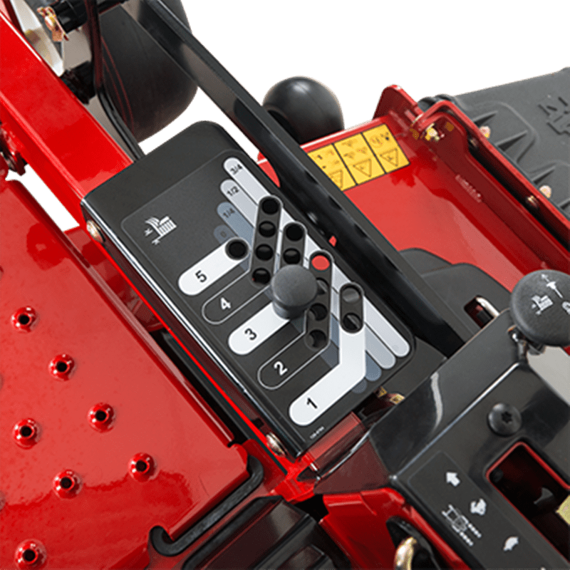 Exmark Radius E-Series with 24.5 HP* Exmark 708CC Engine and 48