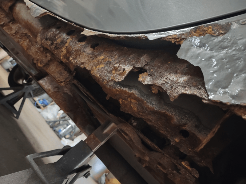 Butler Rust, Butler, Pa 16001, auto body shop, dent, rust, rocker panel