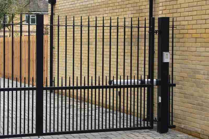 HOA Gate Access Control Benefits, Costs, & the Best Systems