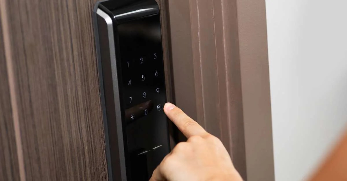Smart Lock Gateway What Is It, How It Works, & Best Options