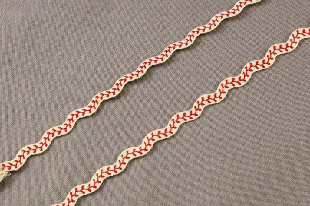 Ric Rac Vine Stitch Red Button Box Devon