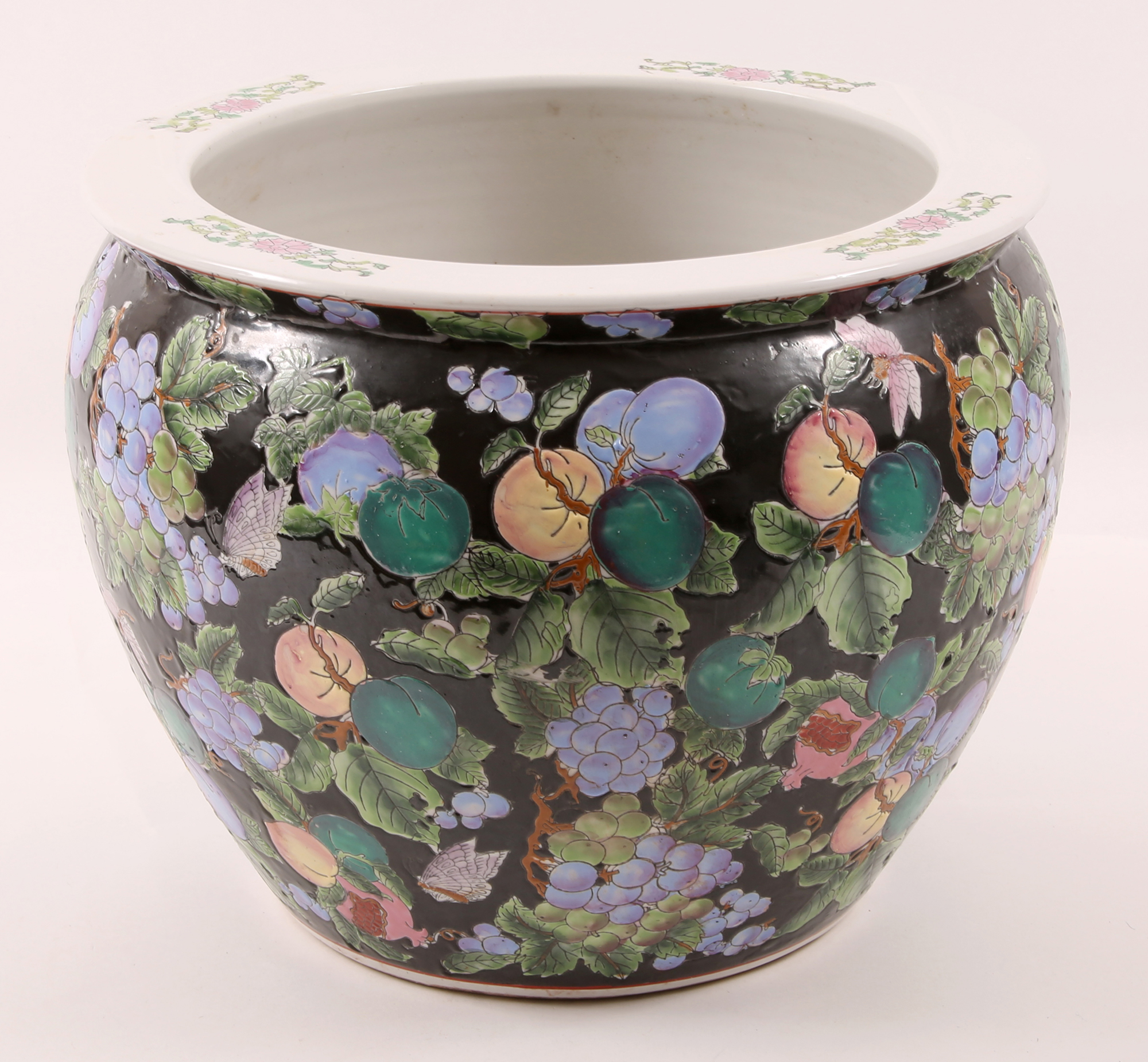 Lot Detail CHINESE FAMILLE NOIRE PORCELAIN FISH BOWL PLANTER