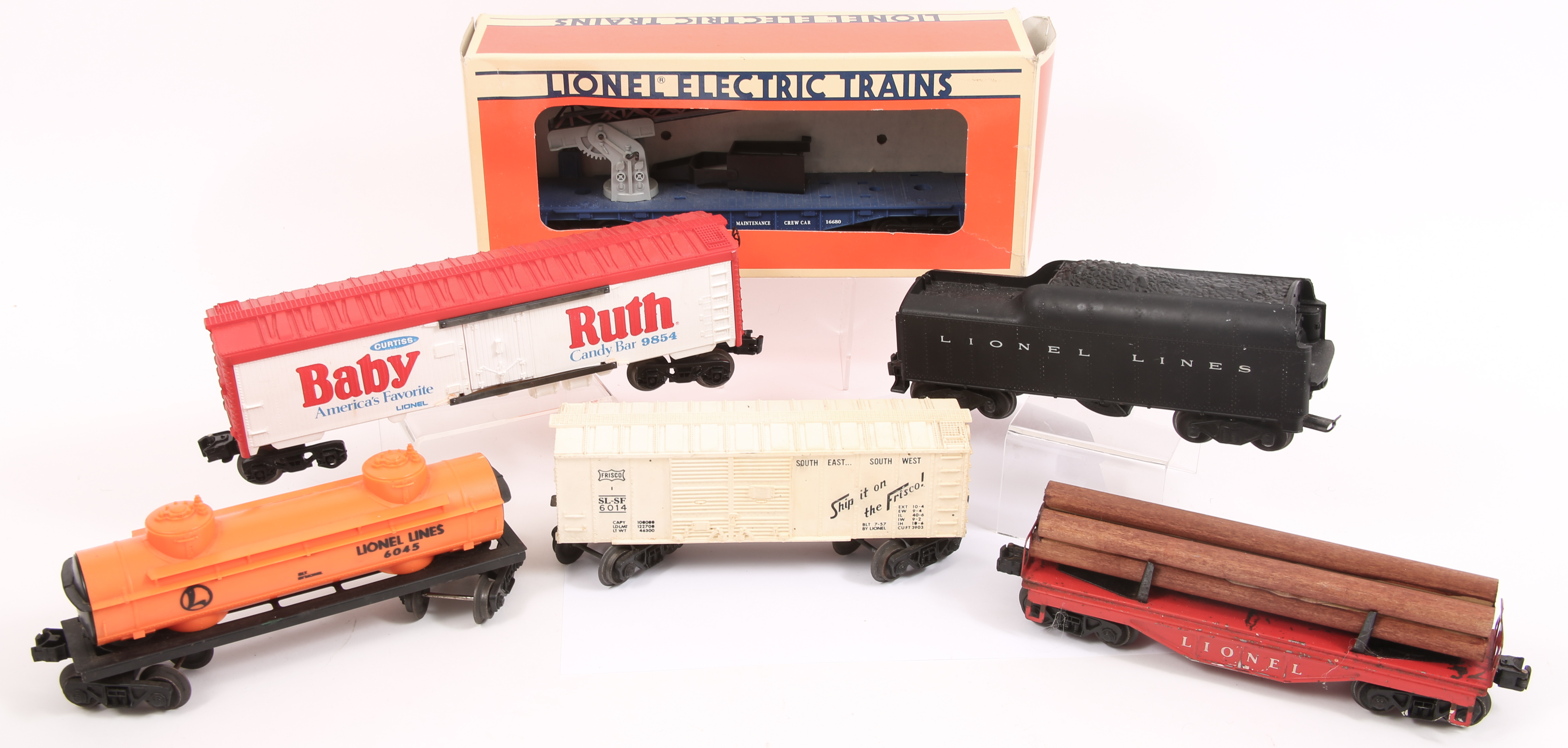 Lot Detail LIONEL MODEL TRAIN CARS LOT OF 6