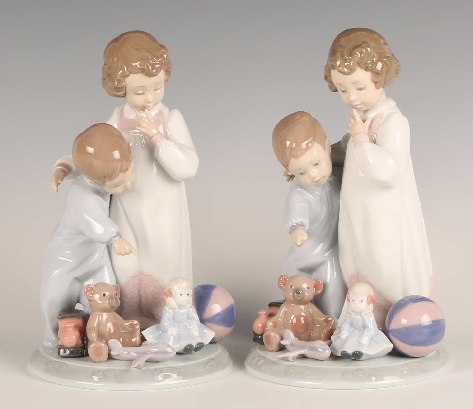 Lot Detail LLADRO PORCELAIN FIGURINES THANK YOU SANTA
