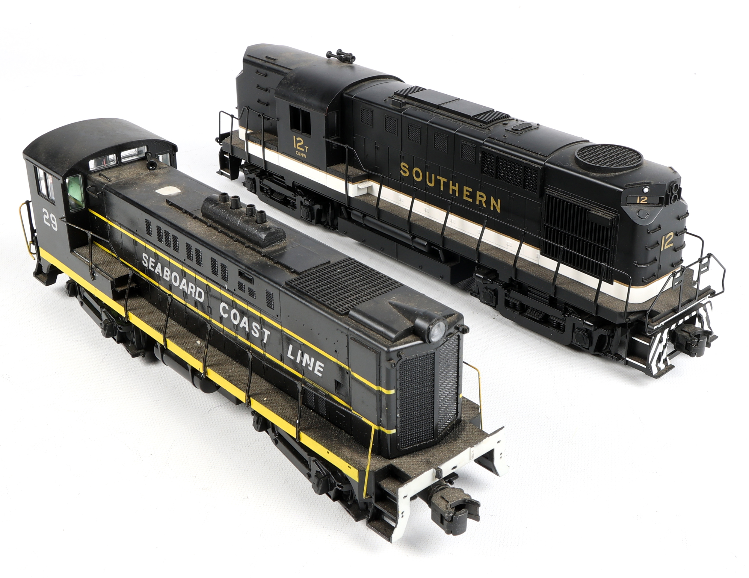 Lot Detail O GAUGE MODEL TRAIN LOT OF 2