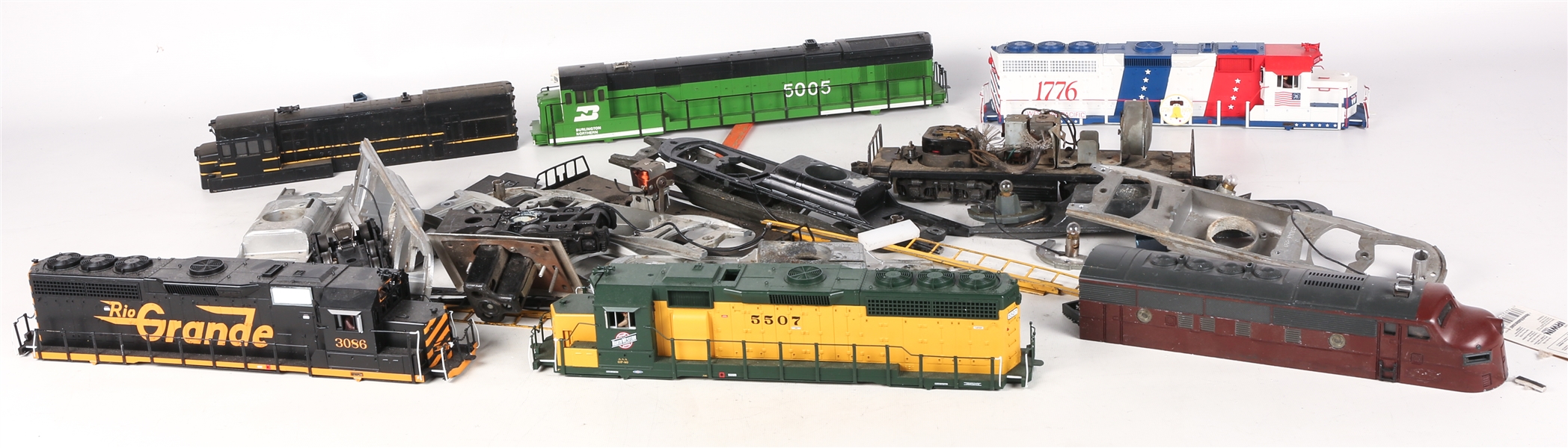 Lot Detail MODEL TRAIN PARTS FOR REPAIRS