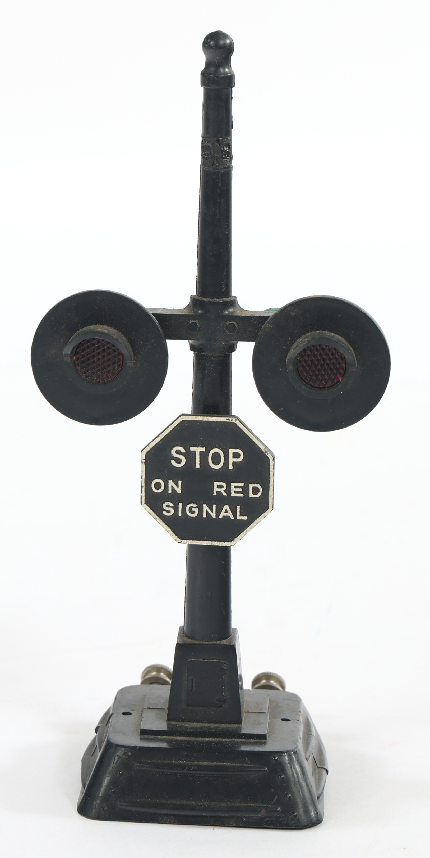 Lot Detail LIONEL O GAUGE MODEL TRAIN ACCESSORIES LOT OF 5