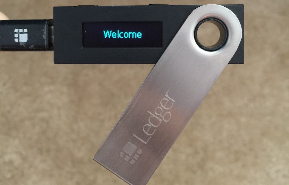 5 Best Bitcoin Hardware Wallets For Cold Storage [2022]