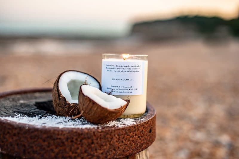 Island Coconut scented candle Buy Britain