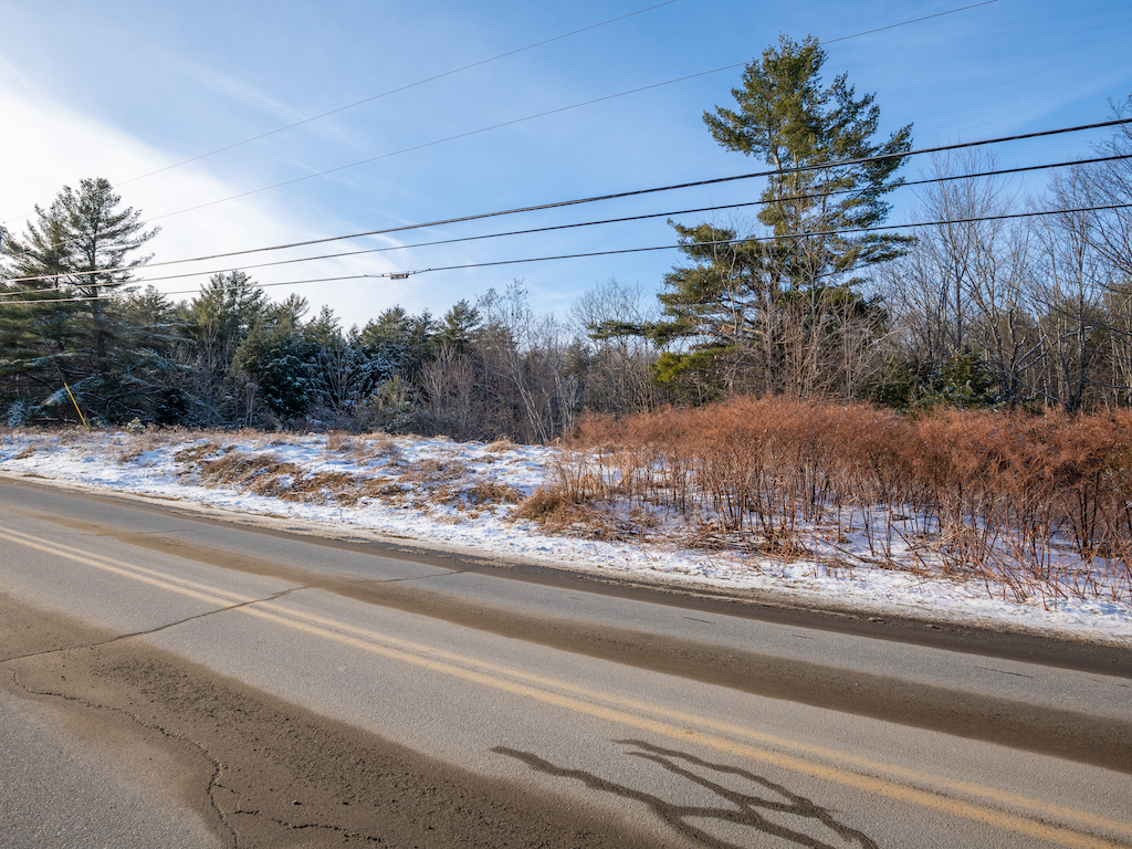 1.46 Acre Buildable Lot 5 Min From Pattee Pond in Winslow Buy Great