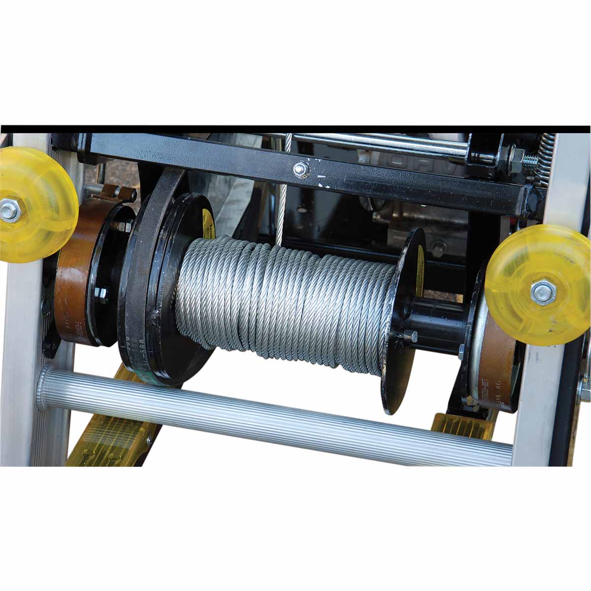 TranzSporter Ladder Hoist TP400 400lb. 28ft. Lifan Engine